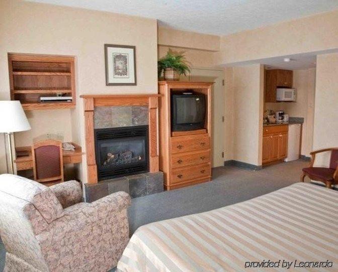 Stone Gate Inn Orillia Ruang foto