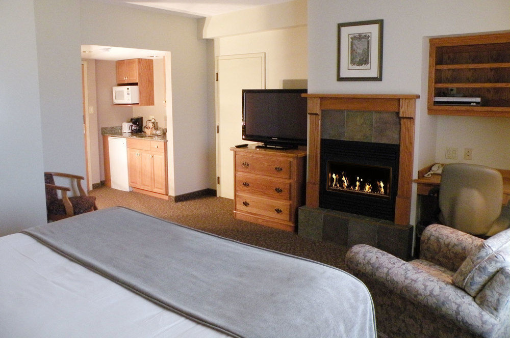 Stone Gate Inn Orillia Bagian luar foto